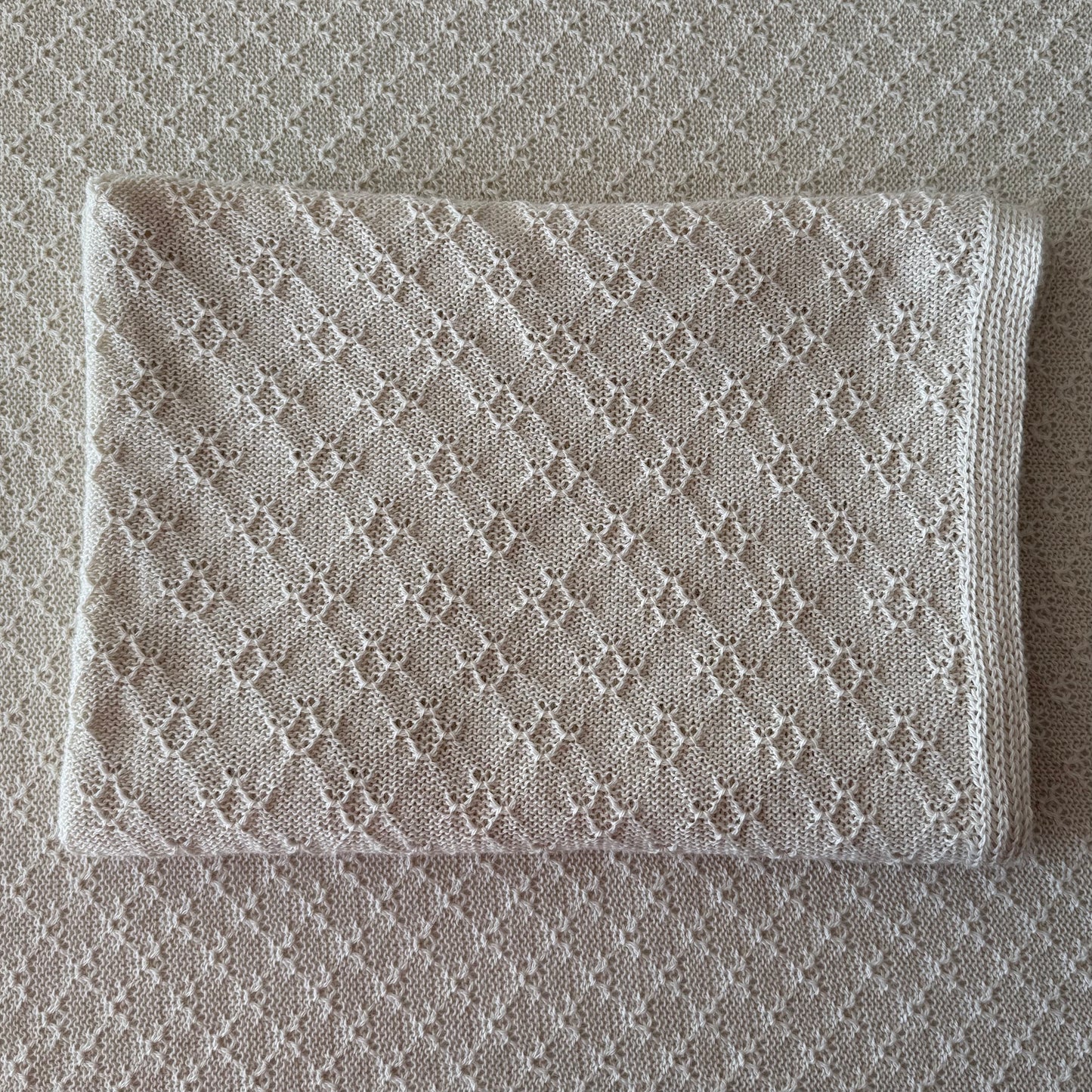 Natural white Ava baby alpaca blanket