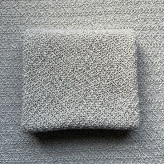 White alpaca willow blanket